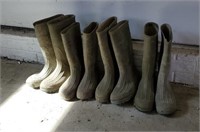Muck boots (4 pairs)