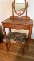 Oak makeup table with mirror and stool 28 inches
