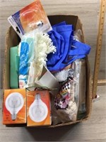 BOX WITH LIGHT BULBS/ BLEANING MOPS/ MISC BOX WITH