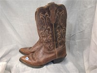 Justin Size 7.5B cowboy boots