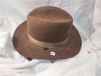 brown hat size 7