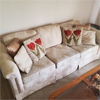 Flex steel sofa with throw pillows