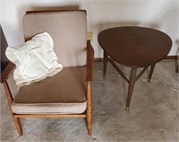 Mid century table & chair