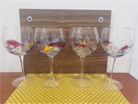 4 Decorative Wine Glasses