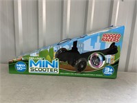 Deluxe Mini Scooter