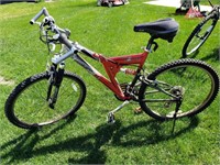 Mongoose XR100 Mountain Bike