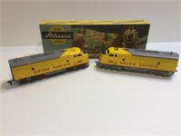 Athearn HO 2 engines and box
