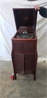 Antique Victoria Record Player (lid is loose)