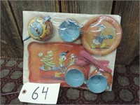 Donald Duck Antique Tea set