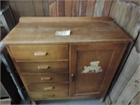 Antique Baby dry sink