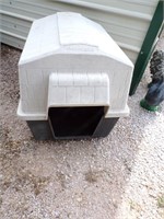 MId Size Dog house