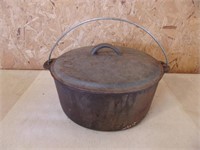 Cast Iron Dutch Oven with Cover