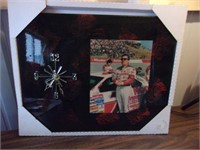 New Hooters Racing Plaque Clock