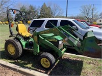 John Deere 4100 Loader Tractor