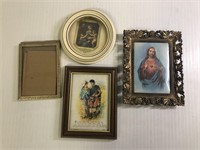 4 small picture frames