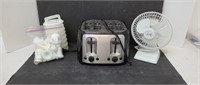 Black and Decker 4 slice toaster
Fan
Hamber