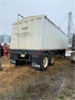 1995 Castleton 28 ft grain trailer