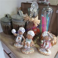 CANISTER, GINGERBREAD FIGURINES, TALL GLASS JAR