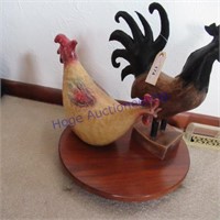 2 ROOSTERS & WOOD LAZY SUSAN