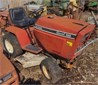 IH Special 582 Cub Cadet lawn tractor