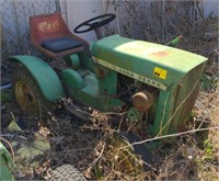 John Deere Lawn Tractor 110