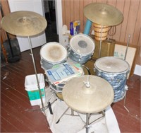 Drum set and accessories