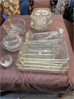 16 PIECES OF ASSORTED CLEAR PYREX BAKING DISHES