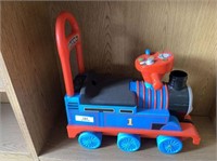 THOMAS THE TANK ENGINE RIDE ON CHILDS TOY