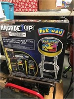 Pac man arcade stool