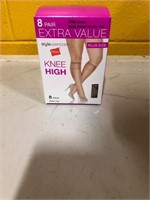 hanes 8 pair knee high