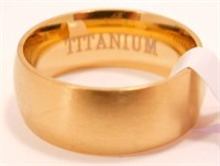 New Titanium Band Ring (Size 8) Gold Tone. 8mm
