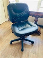 steno style chair