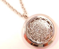 New Essential Oil Diffuser Pendant / Locket with