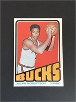 1972 Topps Oscar Robertson Card #25