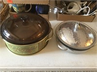 2 Pyrex casserole dishes with lids and serving