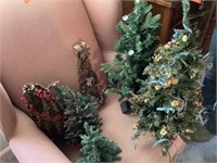7 Christmas trees