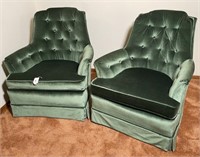 2 Green velvet armchairs by Maddox