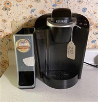 Keurig coffee maker and dispenser