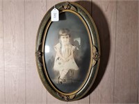 Vintage Oval Frame and Photograph