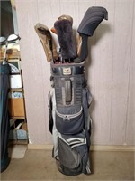 Golf Stream Bag & Clubs-Wilson, Northwestern, etc.