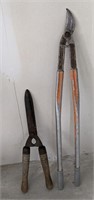 2 Different Snippers / Cutting Tools