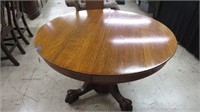 ANTIQUE ROUND AMERICAN OAK PAW FOOT DINING