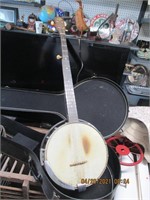 Kay 5 String Banjo w/Case & Strap