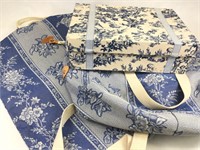 Tapestry Duffle & Garment Bags Nesting Boxes