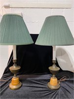 PAIR OF TABLE LAMPS WITH GREEN SHADES