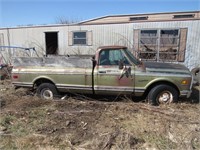 1971 chevy longhorn 1 ton pickup truck(has title)