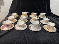 LOT- TEA CUPS AND SAUCERS