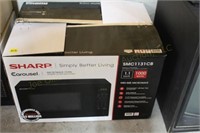 Sharp Carousel Microwave w/ Box