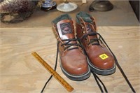 Men’s Size 9 Job Master Work Boots