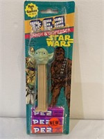 Yoda collectible Star Wars Pez dispenser -NOS